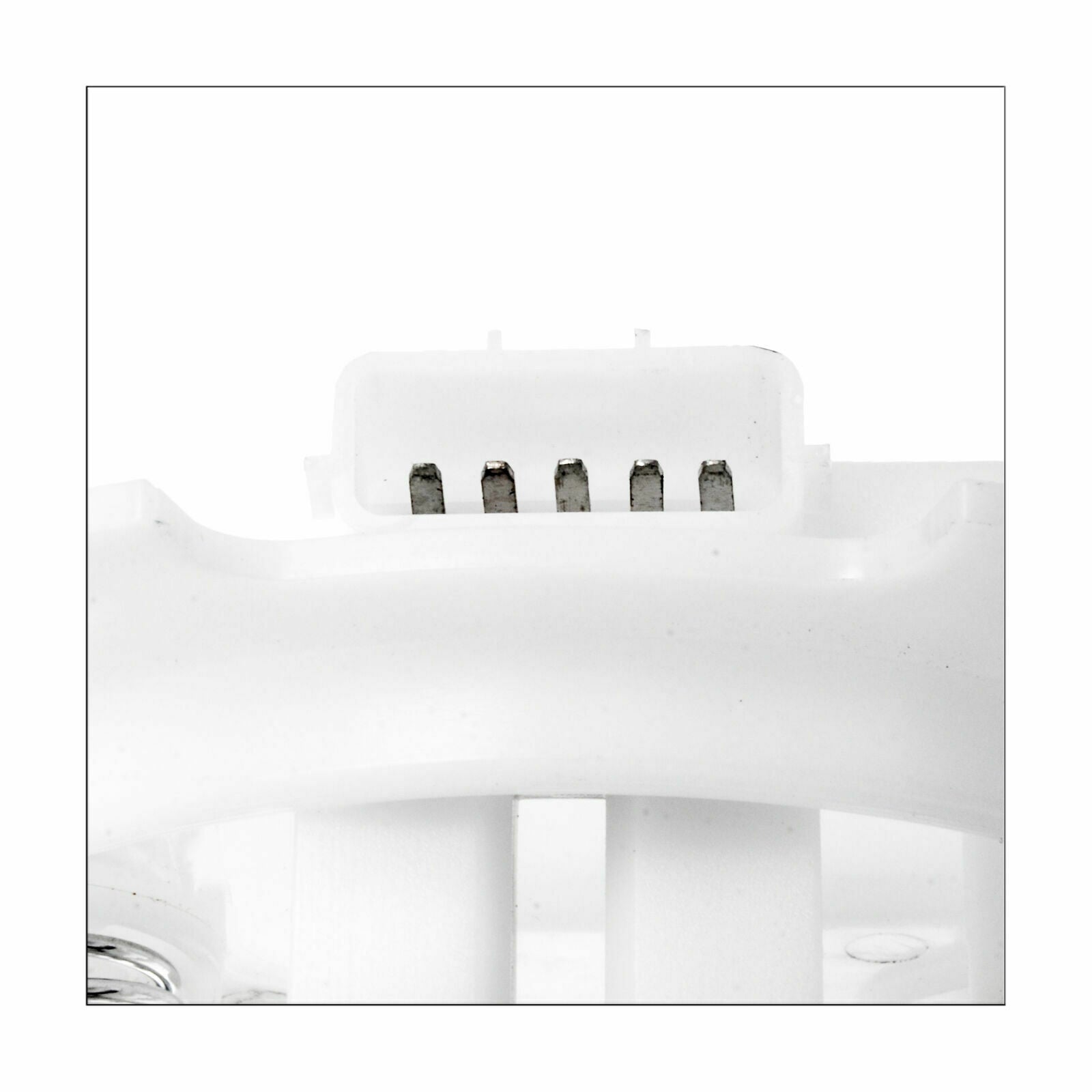 BOMBA DE GASOLINA VERA CUBE JUKE 07 14