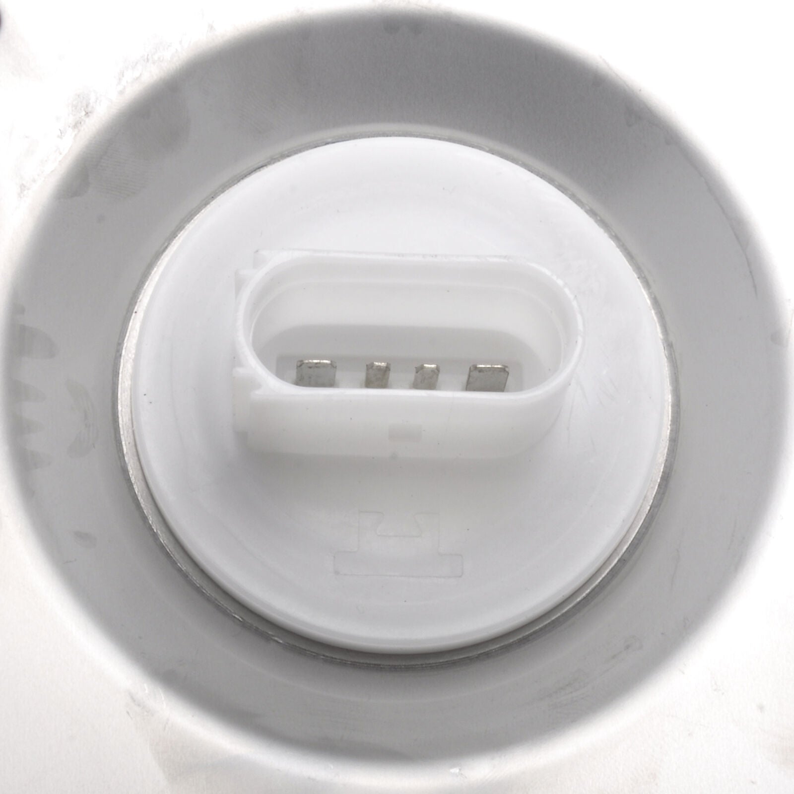 BOMBA DE GASOLINA JETTA BEETLE TAPA FIERRO 2004 2005