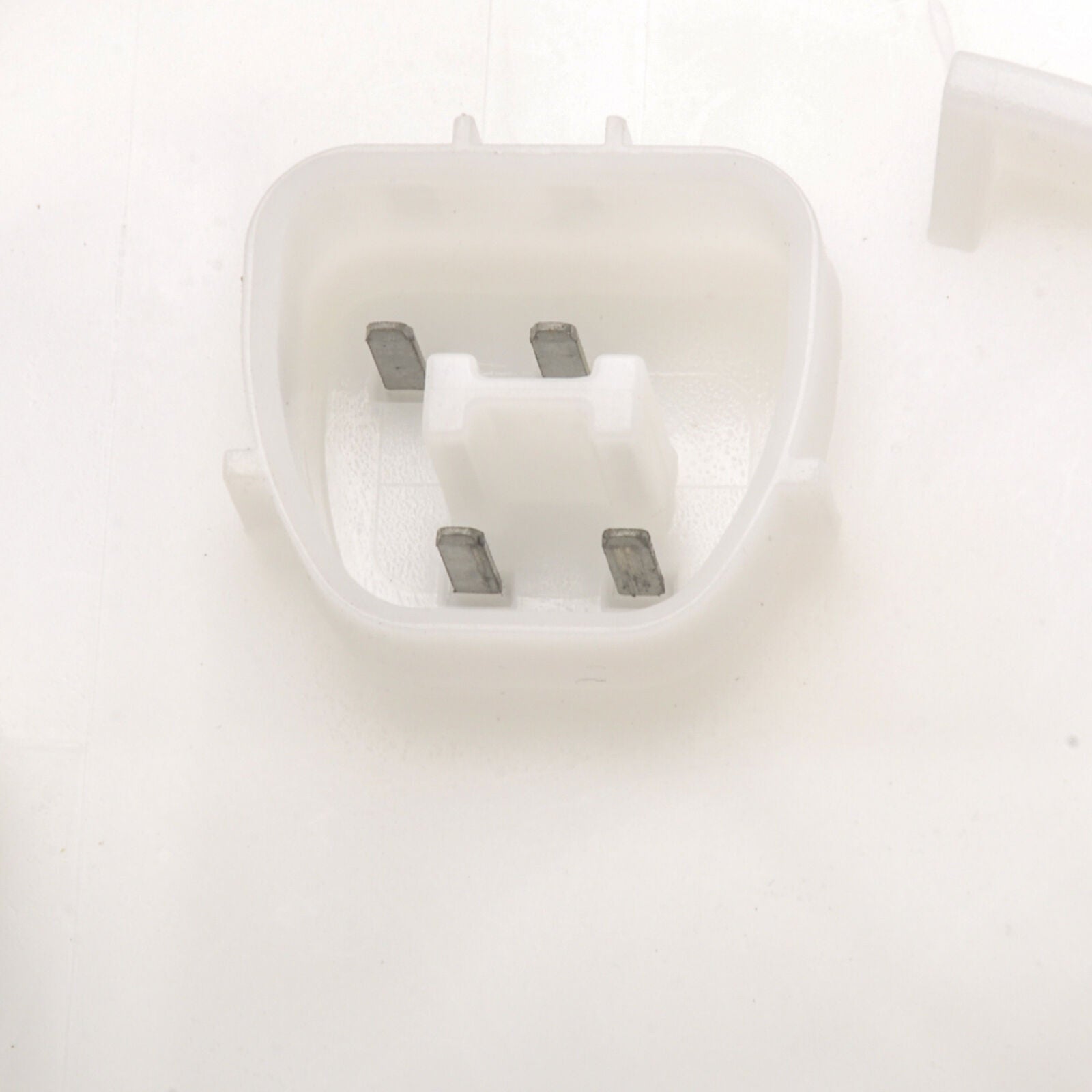 BOMBA DE GASOLINA FORD LINCOLN MERCURY MKS SABLETAURUS 08-10